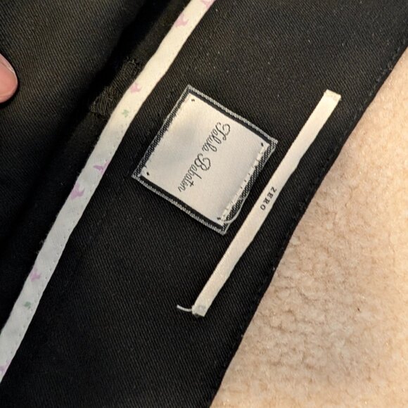 Talula Babaton - Picture 2 of 3